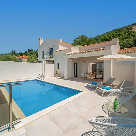 ヴィラ Straw By Mousata